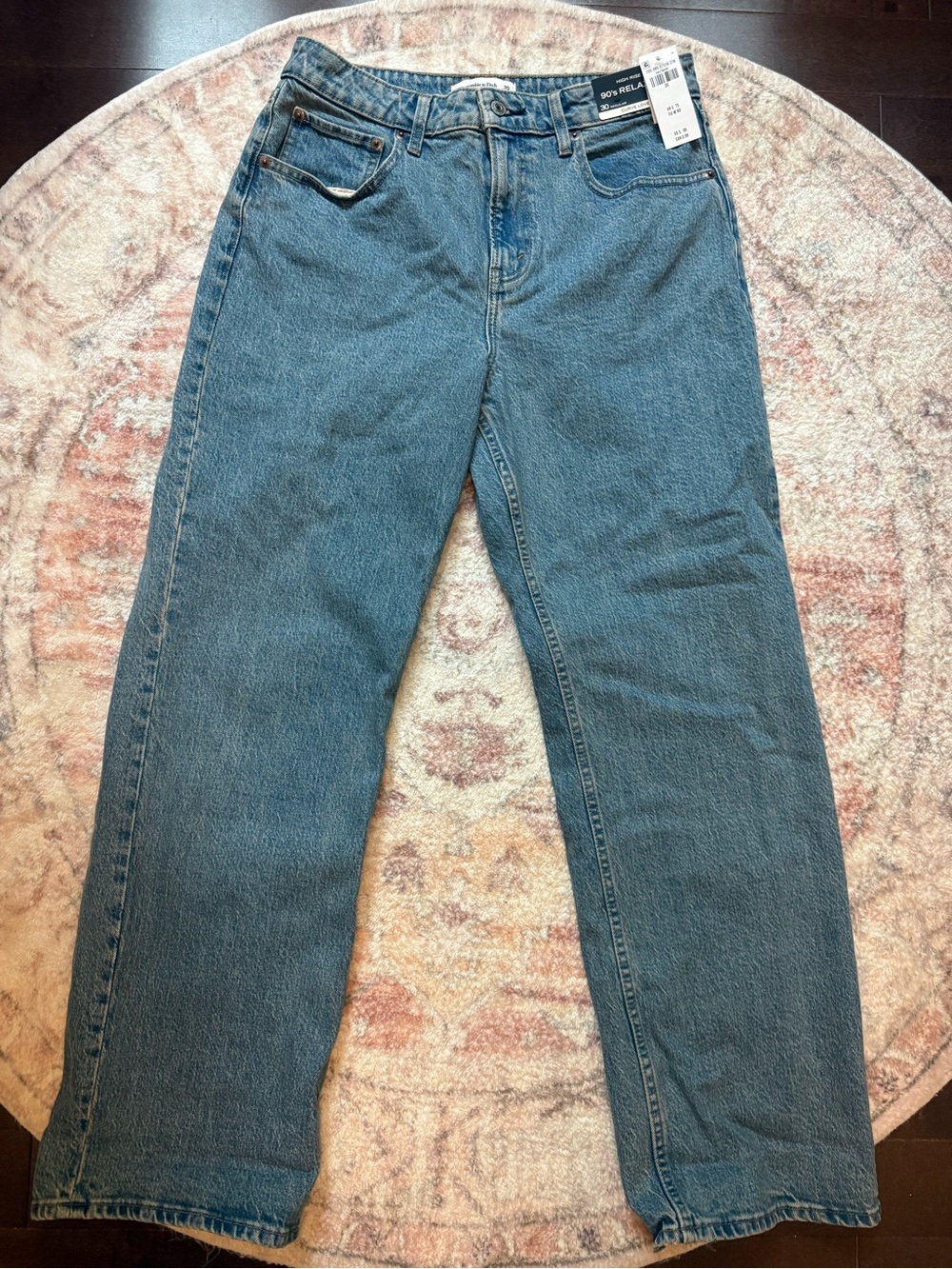 High-Rise Straight Leg Women's Jeans in Medium Blue